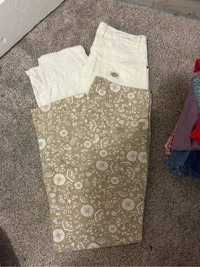 Dickies Women’s Floral Paisley Carpenter Jeans - Cream and Tan